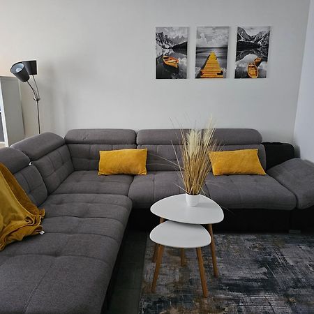 Warburg, Fewo "Sweet Home" 2,5 Zi- Eg-Separater Eingang - Parkplatz - Terasse- Komfortabel,Renoviert Exterior photo