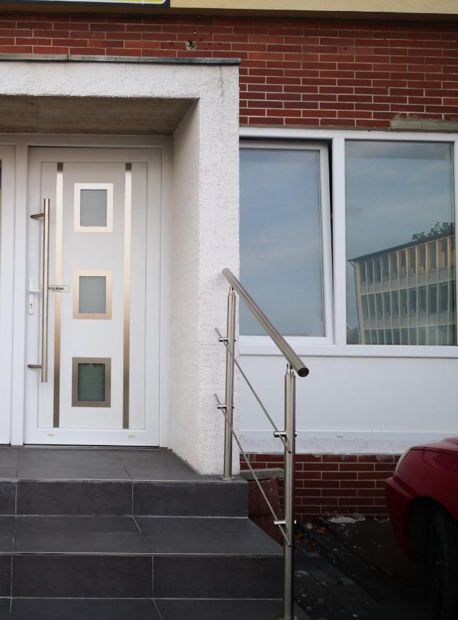 Warburg, Fewo "Sweet Home" 2,5 Zi- Eg-Separater Eingang - Parkplatz - Terasse- Komfortabel,Renoviert Exterior photo