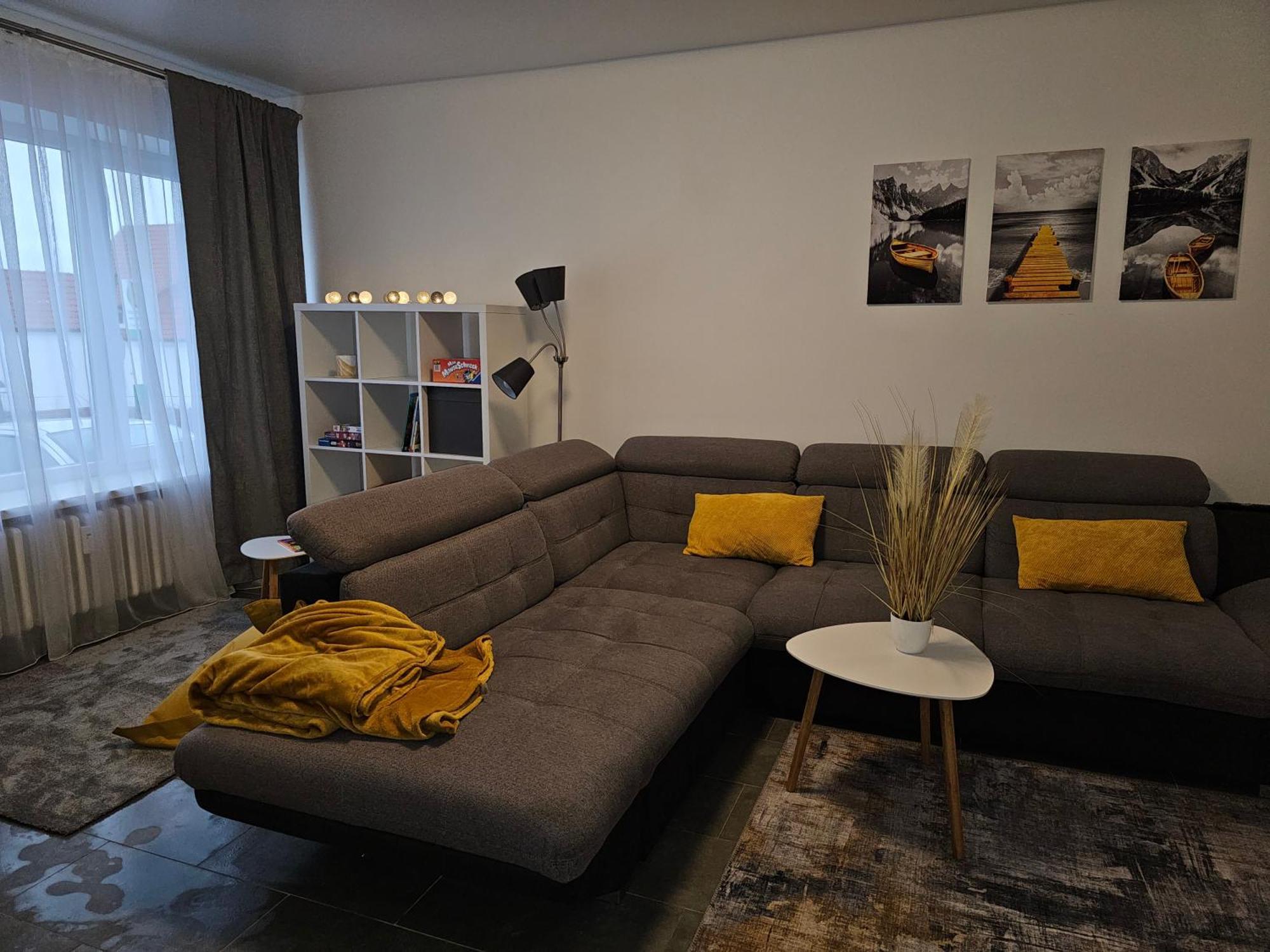 Warburg, Fewo "Sweet Home" 2,5 Zi- Eg-Separater Eingang - Parkplatz - Terasse- Komfortabel,Renoviert Exterior photo