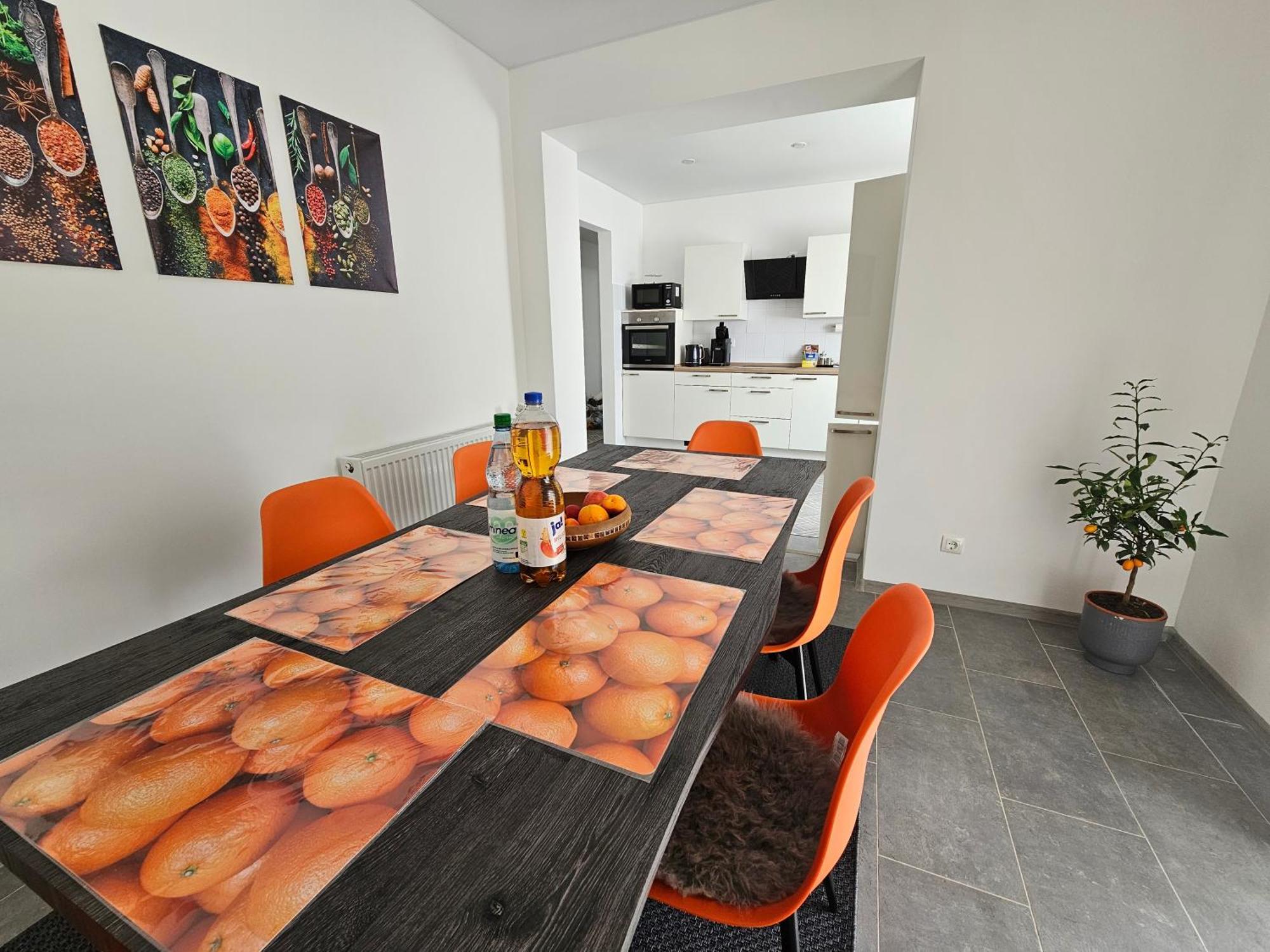 Warburg, Fewo "Sweet Home" 2,5 Zi- Eg-Separater Eingang - Parkplatz - Terasse- Komfortabel,Renoviert Exterior photo