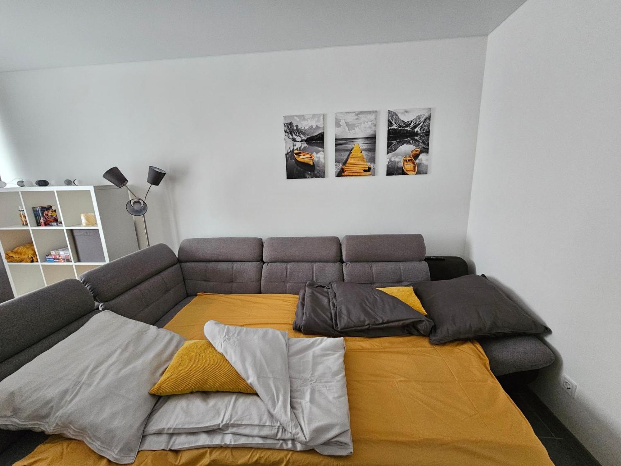 Warburg, Fewo "Sweet Home" 2,5 Zi- Eg-Separater Eingang - Parkplatz - Terasse- Komfortabel,Renoviert Exterior photo